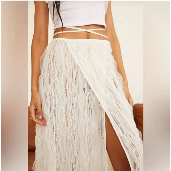 Free People Dresses & Skirts - Free People Feel The Music Half Slip Skirt Lace Festival Ivory Bohemian X Small